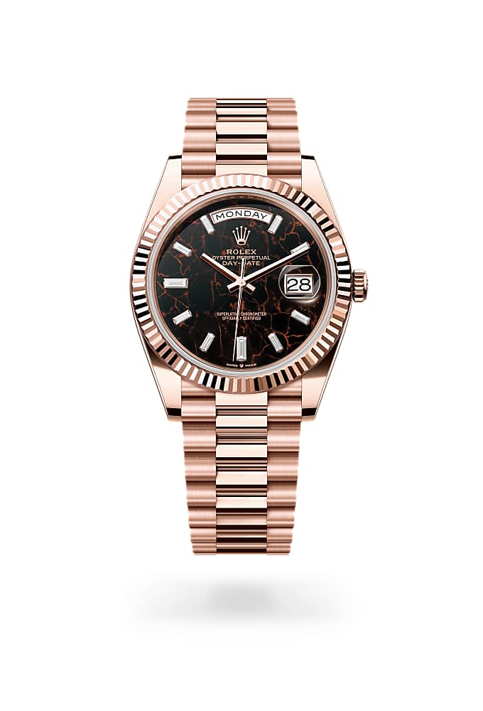 Rolex Day-Date 40 228235-0045 - Oyster, 40 mm, Everose gold
