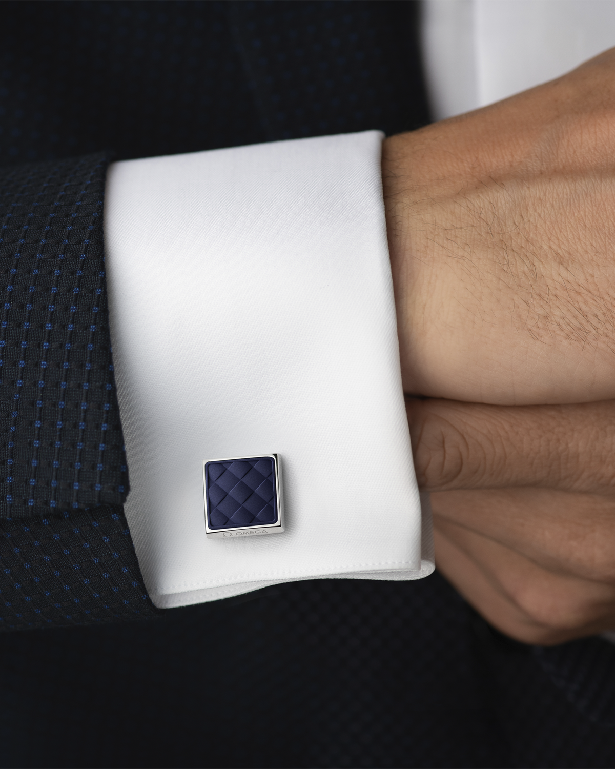 OMEGA Aqua Cufflinks, rubber, stainless steel - C92STA0509005 - View 2