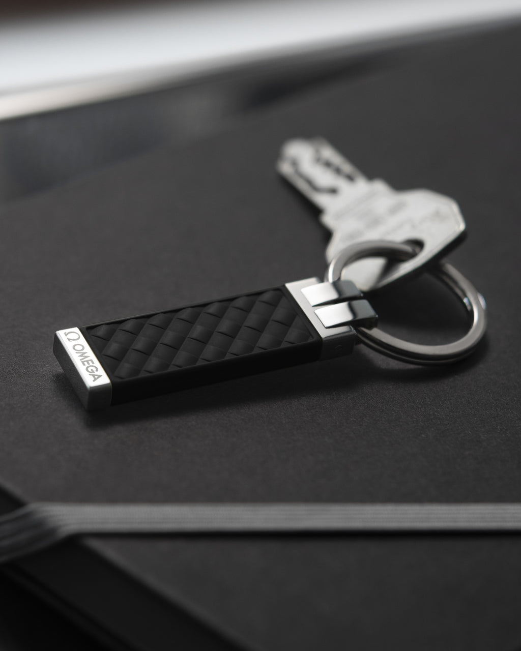 OMEGA Aqua Key holder, rubber, stainless steel - K91STA0509705 - View 2