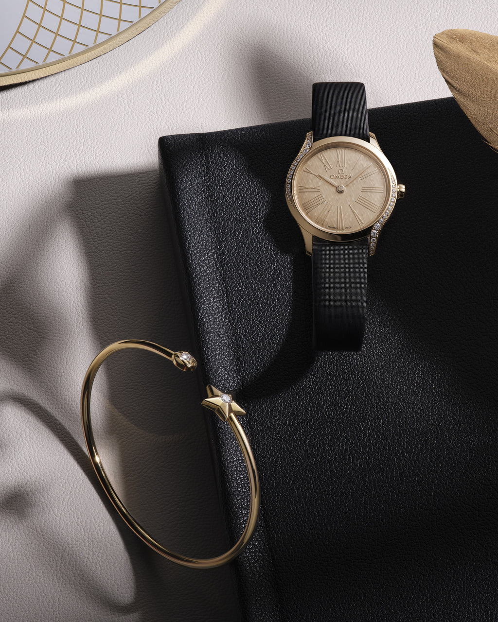 Constellation Bracelet, 18k yellow gold, diamonds - BA01BB010010X - View 2