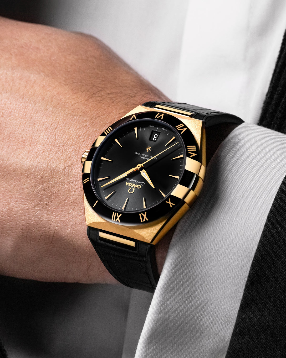 Constellation 41 mm, yellow gold on leather strap - 13163412101001 - View 4