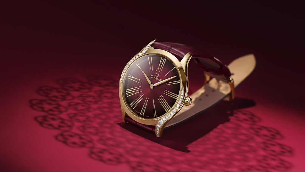 De Ville Trésor 36 mm, Moonshine™ gold on leather strap - 42858366011001 - View 4