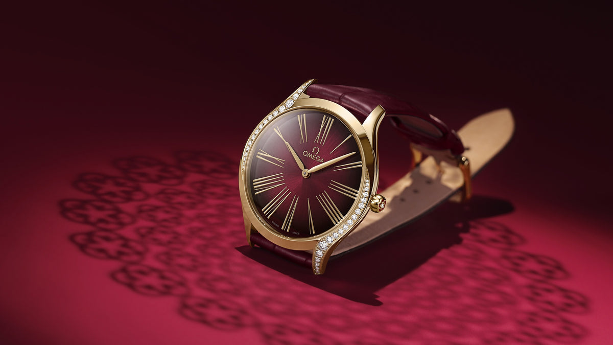 De Ville Trésor 36 mm, Moonshine™ gold on leather strap - 42858366011001 - View 4