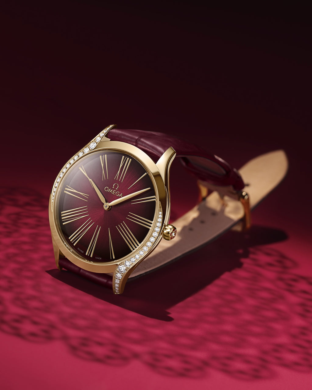De Ville Trésor 36 mm, Moonshine™ gold on leather strap - 42858366011001 - View 3
