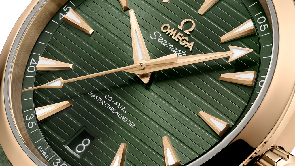 Seamaster Aqua Terra 150M 41 mm, Moonshine™ gold on rubber strap - 22052412110001 - View 5