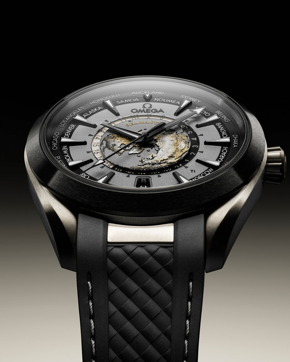Seamaster Aqua Terra 150M 43 mm, titanium on rubber strap - 22092432299001 - View 9