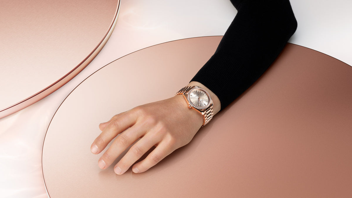 Seamaster Aqua Terra Shades 38 mm, Sedna™ gold on Sedna™ gold - 22055382009001 - View 4