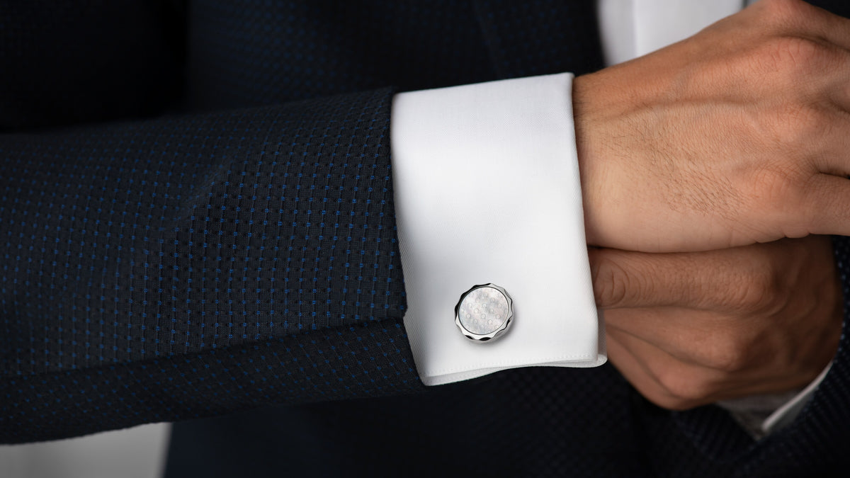 Seamaster Cufflinks, mother-of-pearl, stainless steel - C93STA0504105 - View 3