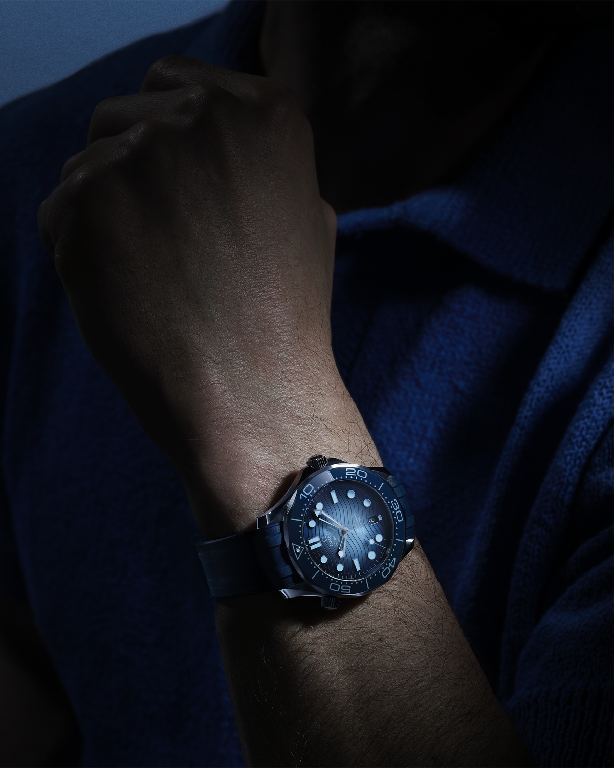 Seamaster Diver 300M 42 mm, steel on rubber strap - 21032422003002 - View 5