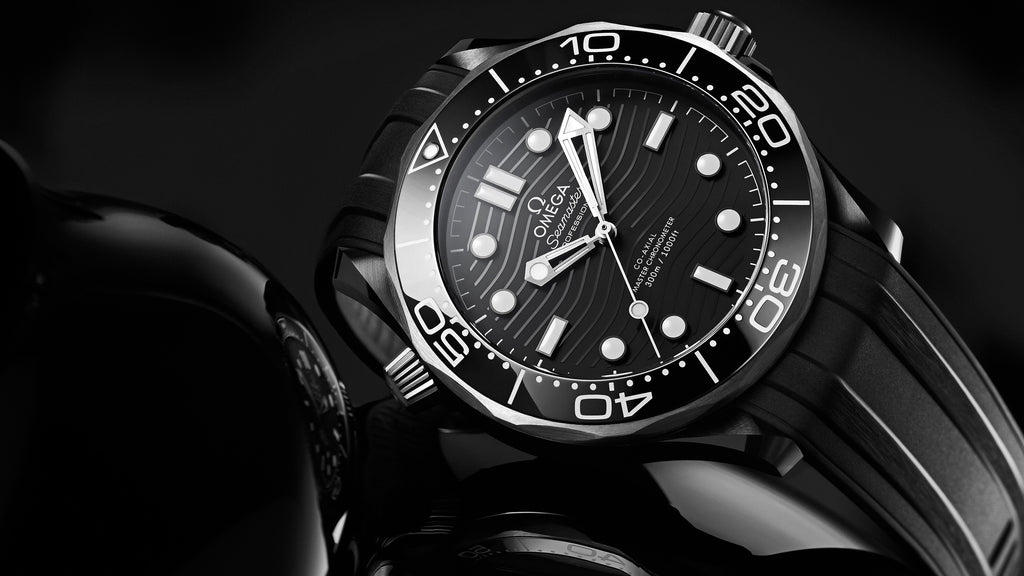 Seamaster Diver 300M 43.5 mm, black ceramic on rubber strap - 21092442001001 - View 4