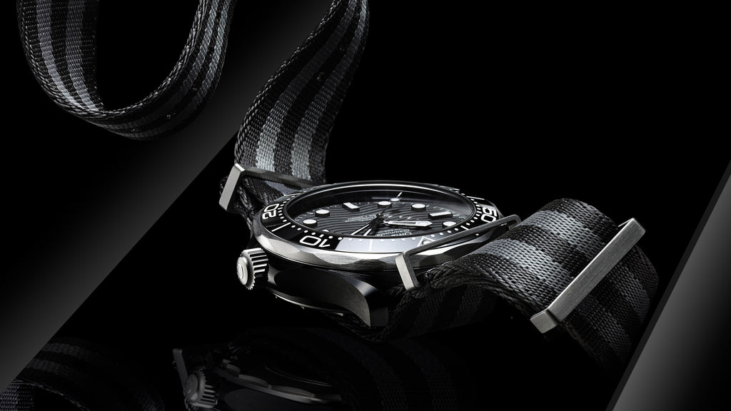 Seamaster Diver 300M 43.5 mm, black ceramic on NATO strap - 21092442001002 - View 6