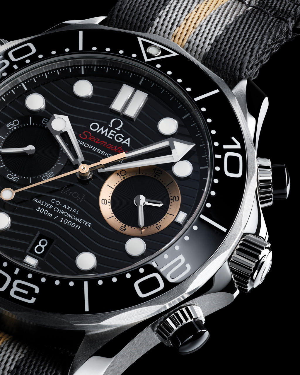 Seamaster Diver 300M 44 mm, steel on NATO strap - 21032445101002 - View 8