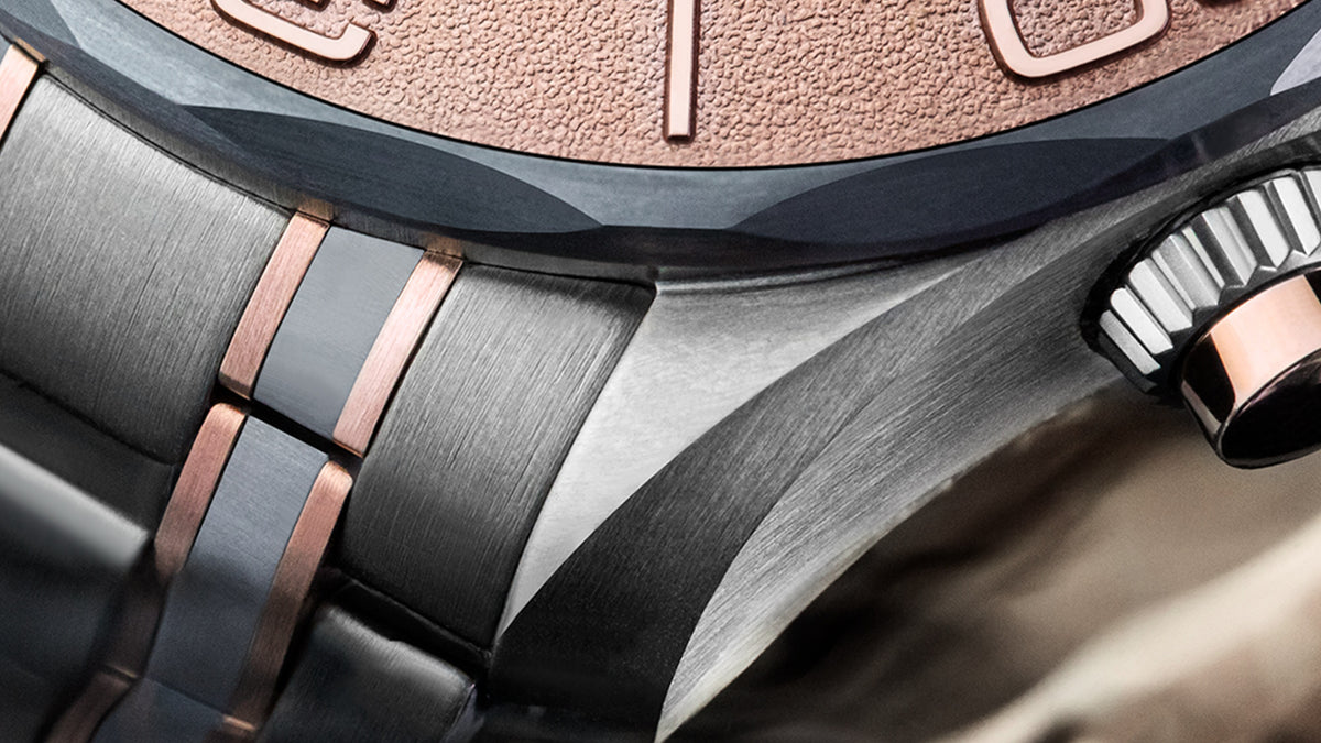 Seamaster Diver 300M 44 mm, titanium - tantalum - Sedna™ gold on titanium - tantalum - Sedna™ gold - 21060445103001 - View 8