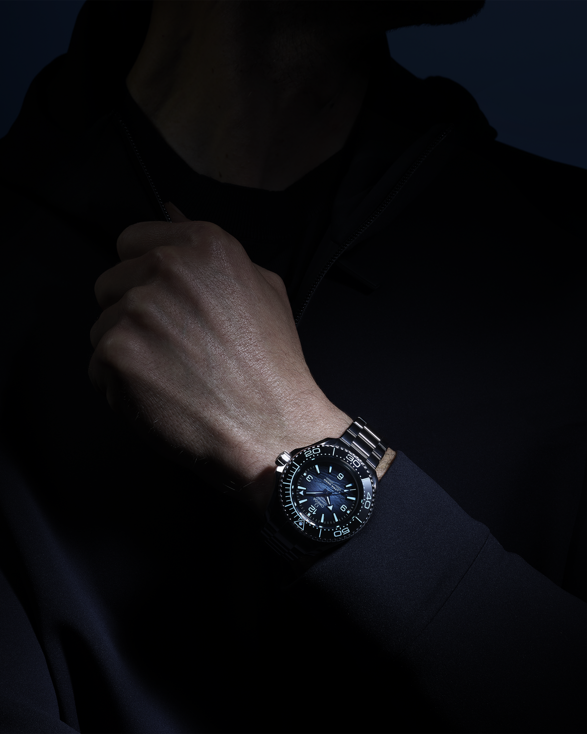 Seamaster Planet Ocean 6000M 45.5 mm, O-MEGASTEEL on O-MEGASTEEL - 21530462103002 - View 3