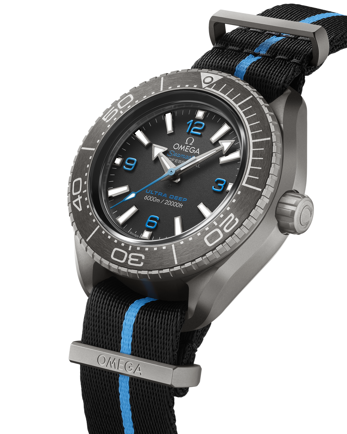 Seamaster Planet Ocean 6000M 45.5 mm, titanium on NATO strap - 21592462101001 - View 3