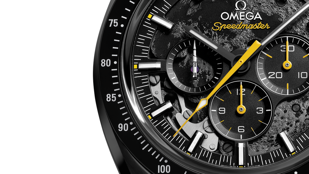 Speedmaster Dark Side of the Moon 44.25 mm, black ceramic on rubber strap - 31092445001001 - View 4