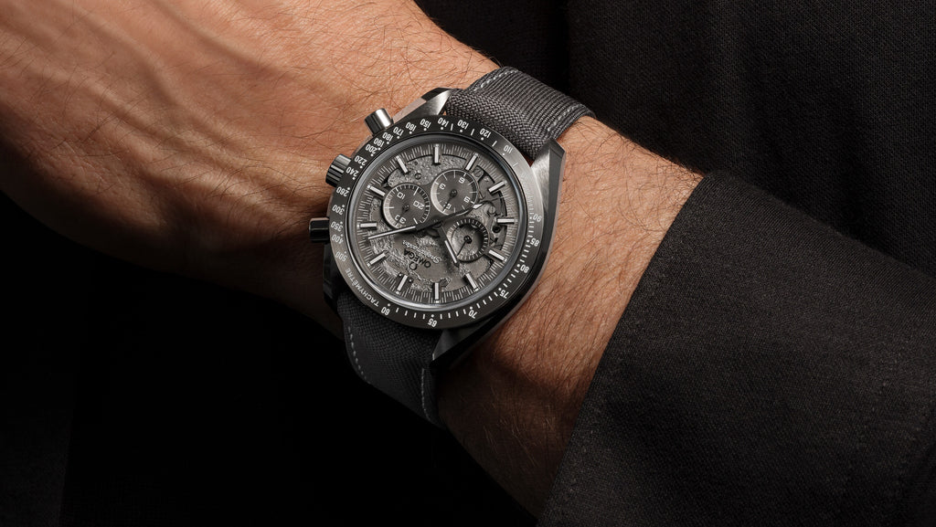 Speedmaster Dark Side of the Moon 44.25 mm, grey ceramic on coated nylon fabric strap - 31092445006001 - View 8