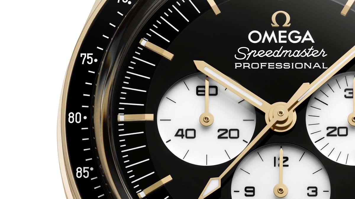 Speedmaster Moonwatch Professional 42 mm, Moonshine™ gold on Moonshine™ gold - 31060425001002 - View 4