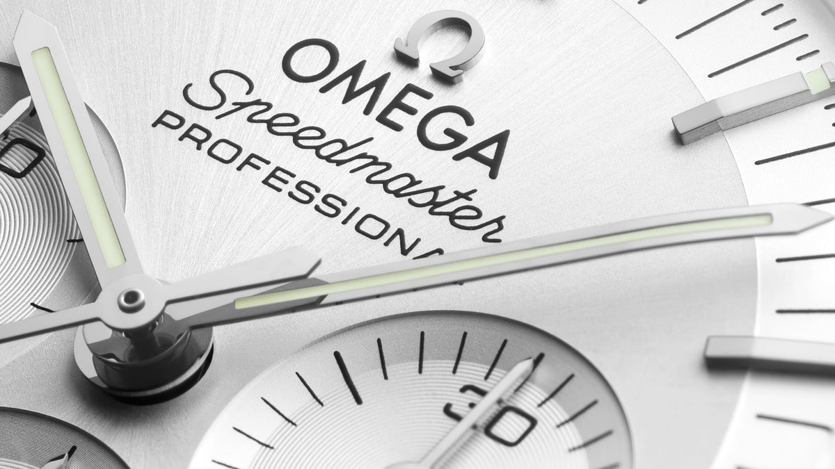 Speedmaster Moonwatch Professional 42 mm, Canopus Gold™ on Canopus Gold™ - 31060425002001 - View 4