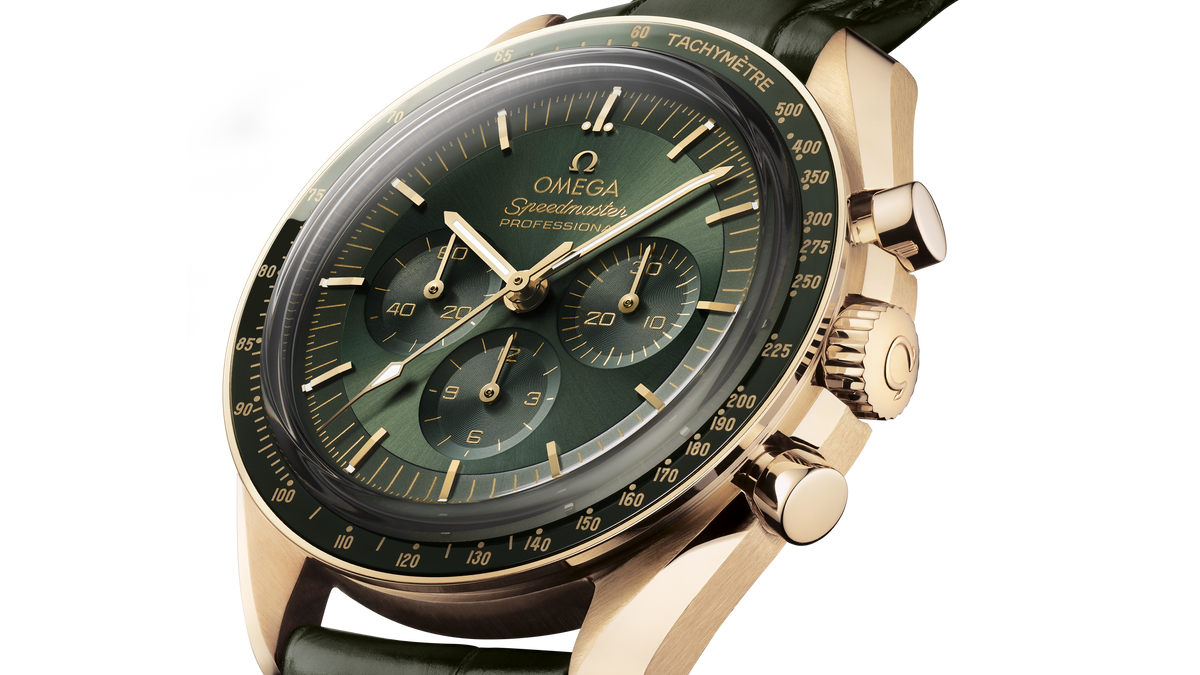 Speedmaster Moonwatch Professional 42 mm, Moonshine™ gold on leather strap - 31063425010001 - View 4