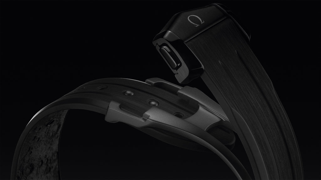 Two-piece strap - Speedmaster Dark Side of the Moon black rubber strap with foldover clasp - 032Z016654W - View 3